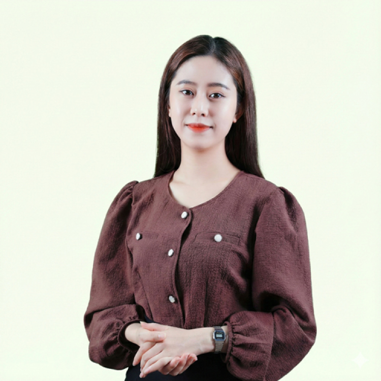 MC Tú Quỳnh