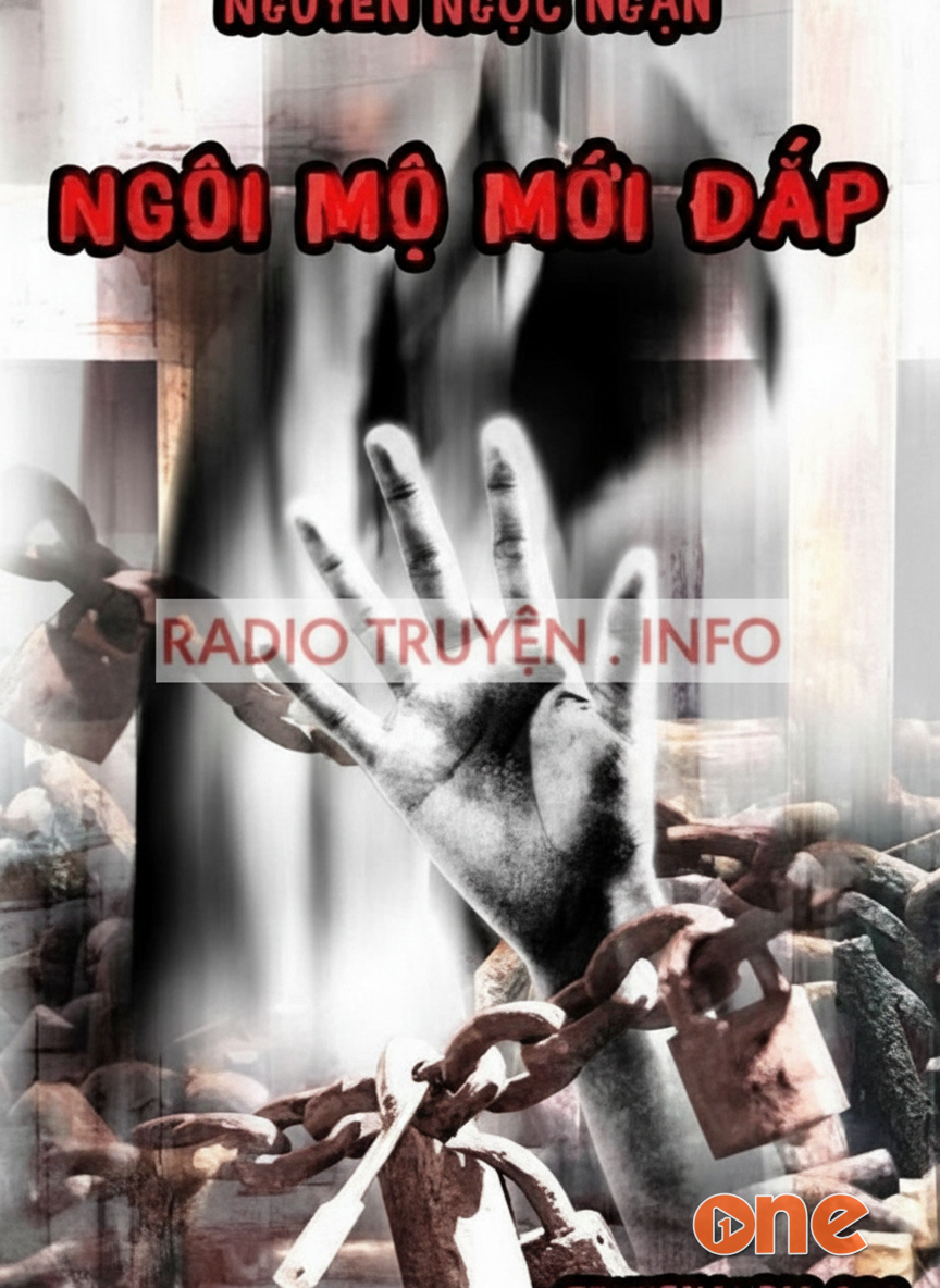 Ngôi mộ mới đắp